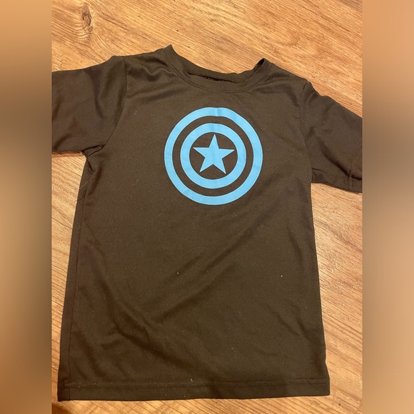 Size 4/4t under armor boys tees bundle - Picture 5 of 6